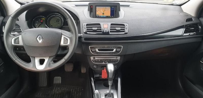 Renault Mégane - III BERLINE dCi 110 FAP eco2 Bose Euro 5 EDC