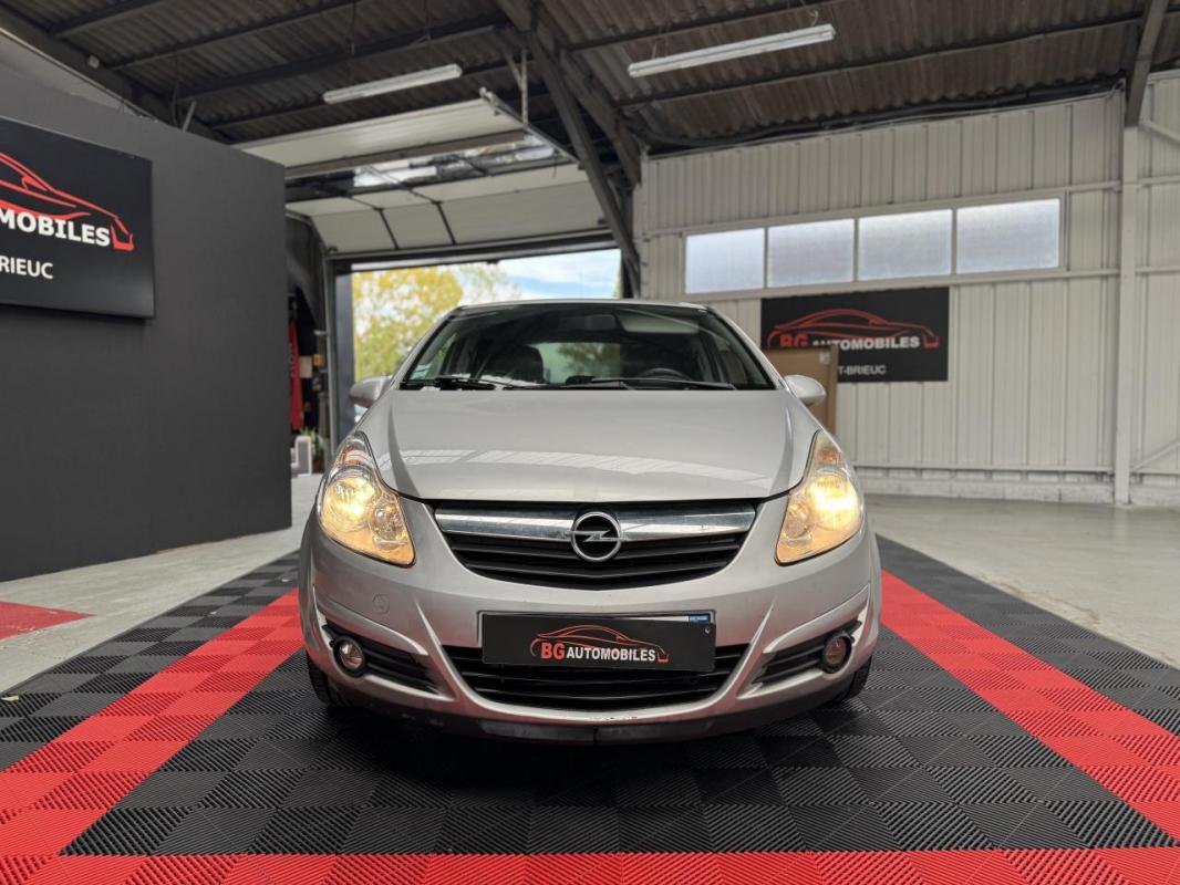 Opel Corsa - 1.3 cdti 90 CH - COSMO
