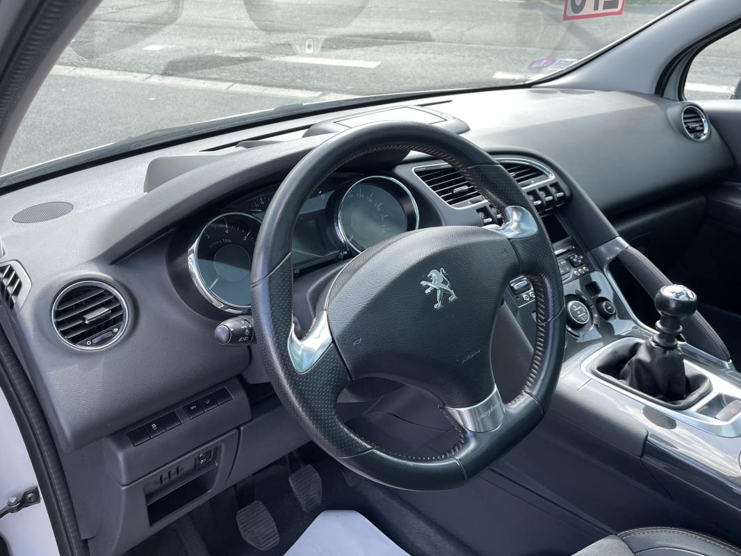 Peugeot 3008 - CROSSWAY 1.2 ESSENCE 130 BVM6