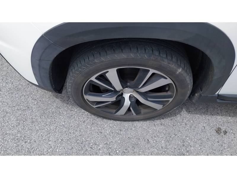 Peugeot 2008 - 1.2 PureTech 110ch S&S BVM5 GT Line